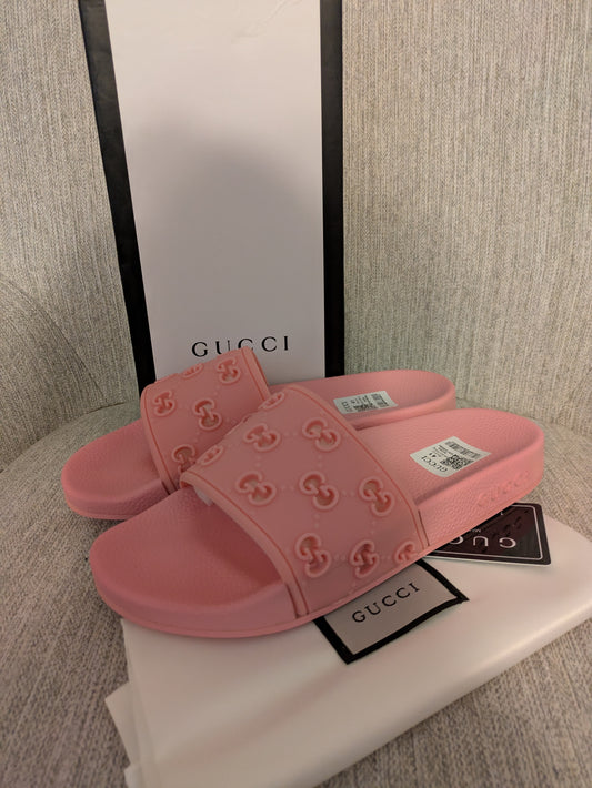 Size 10.5 - 2021 Gucci Wmns GG Slide Rubber 'Pink'